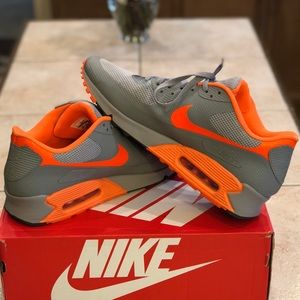 Nike Air Max 90s in Grey and Orange